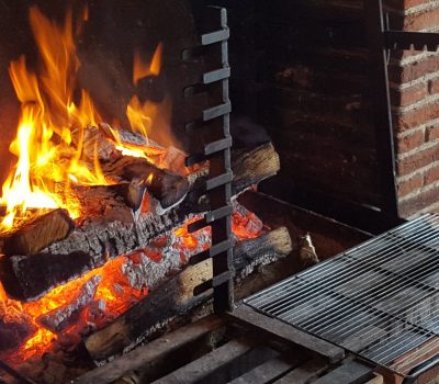 Apprécier un repas au coin du feu à Saint-Gatien